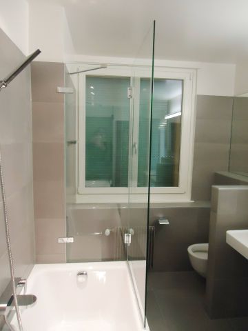 Parois en verre pour baignoires